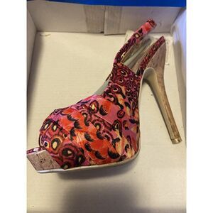 My Delicious Designer Shoes Womans. Dress Shoes Size 7.5 M Multi Color Pink Anim